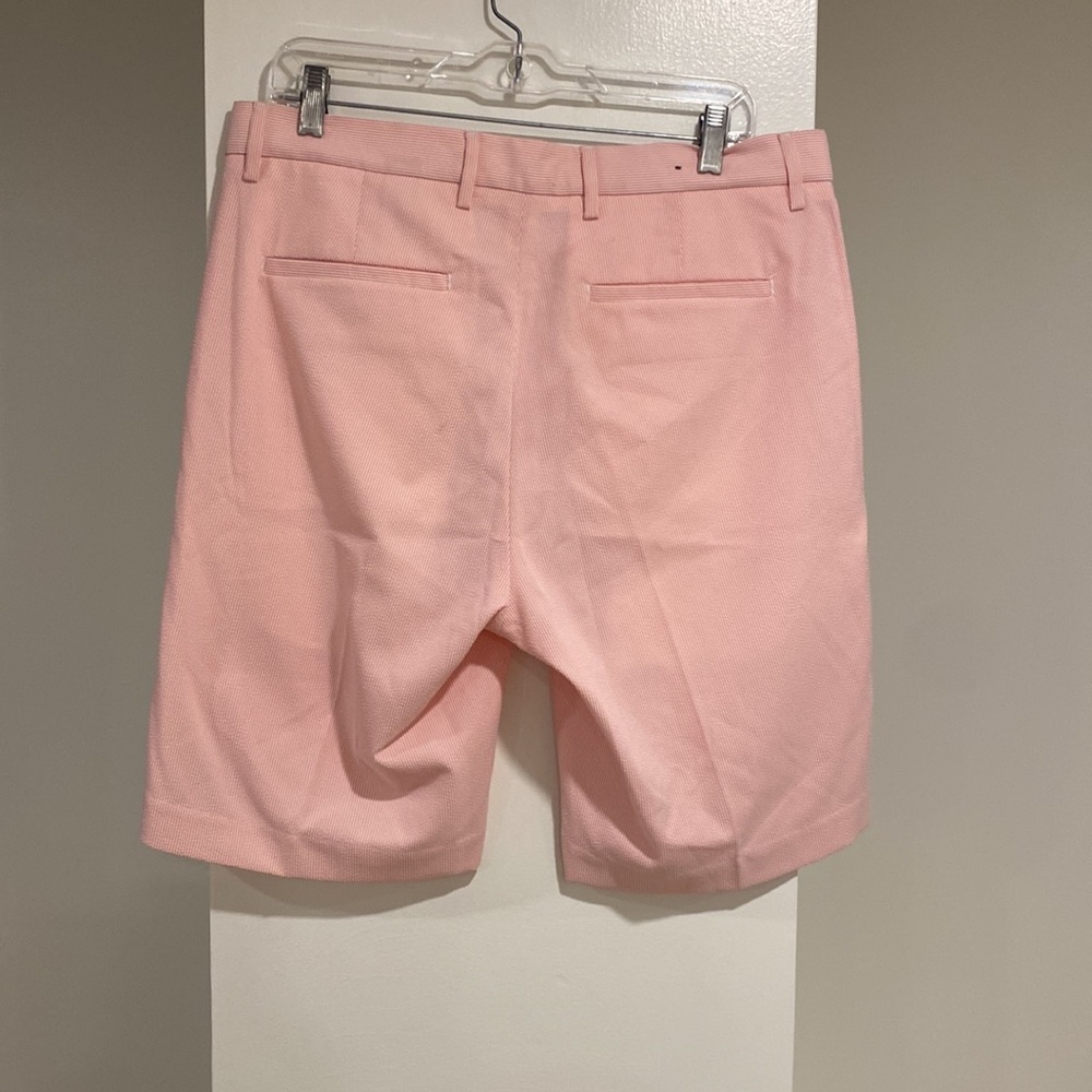 NWT Greg Norman Men's Shorts size 34 - Picture 2 of 7